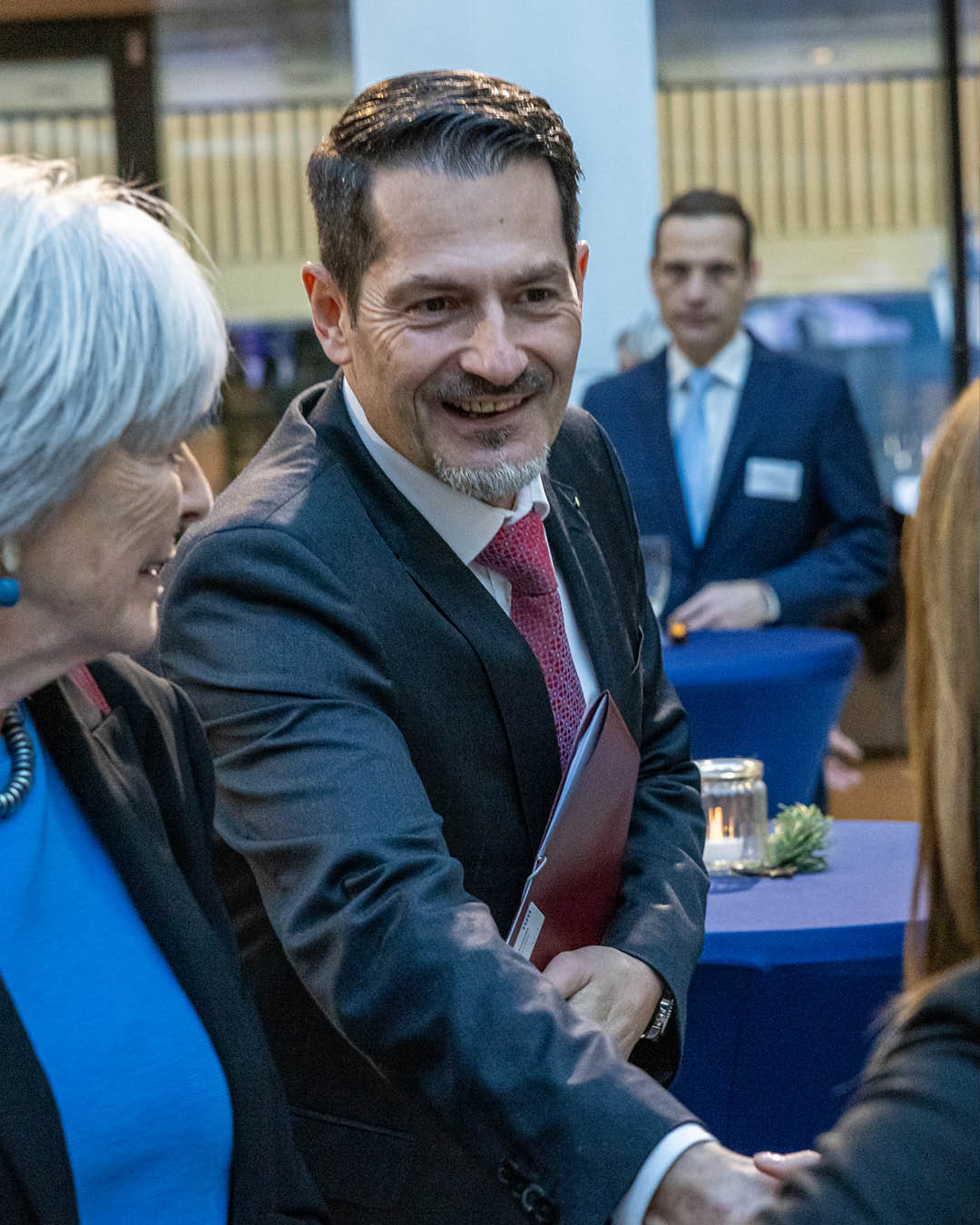 Prof. Thomas F. Hofmann